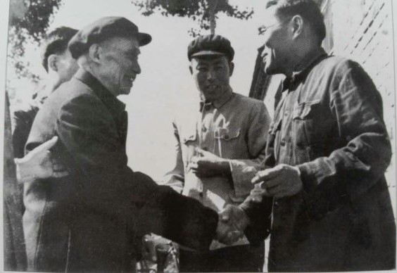 他48歲辭去雲南省長之位,赴任南大當校長,76歲病逝不讓通知家人 他48歲辭去雲南省長之位,赴任南大當校長,76歲病逝不讓通知家人