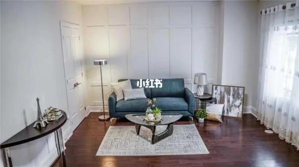 多倫多列治文山 帶電梯三層鎮屋 兩年新