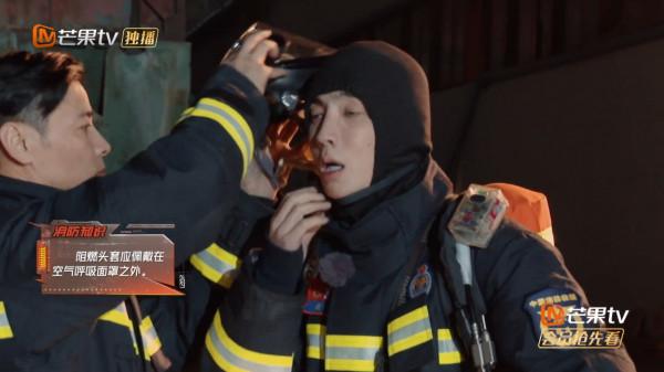 消防員實習：54歲陳小春態度最認真，張智霖發言堪稱“人間真實”