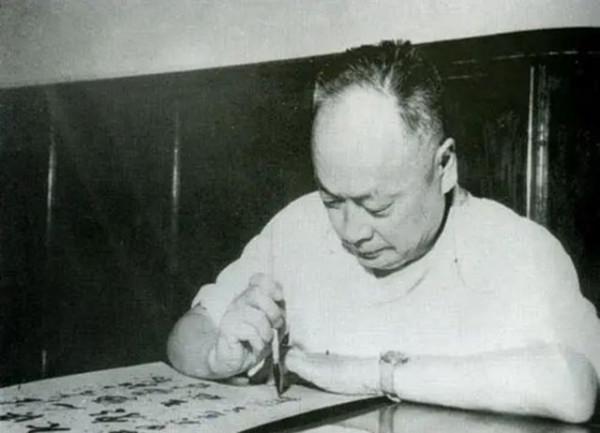 新四軍最初8個團，1945年發展到31萬人，最初的主官都有誰？