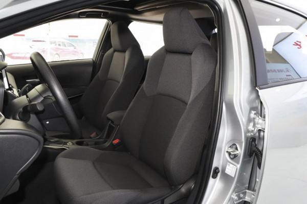 2021款雷凌,混動,操控容易上手,外觀我和媳婦都喜歡 2021款雷凌,混動,操控容易上手,外觀我和媳婦都喜歡