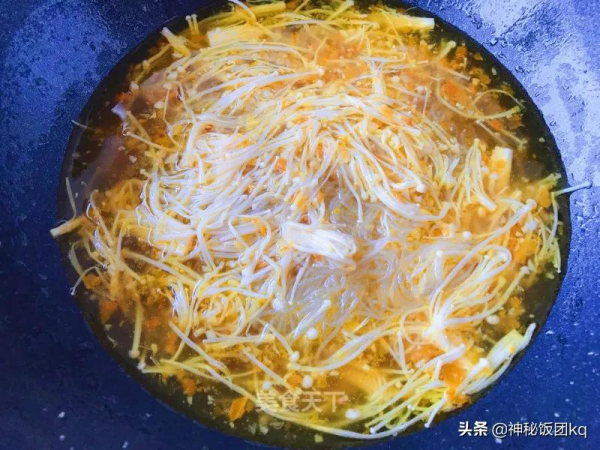 酸湯真的太有魔力了！酸爽過癮，超級下飯！熱乎乎的，太美味啦