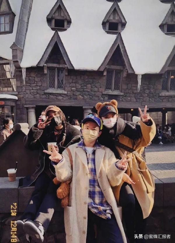 何猷君曬梁安琪抱孫女照，張大大楊冪現身環球城，毛曉彤闢謠打針