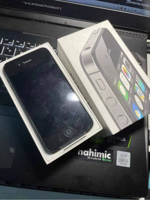 全新未啟用iPhone4現身，曾經賣4999起，如今只值650元