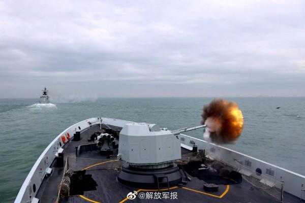 蹈海踏浪！直擊東部戰區海軍某驅逐艦支隊海上訓練