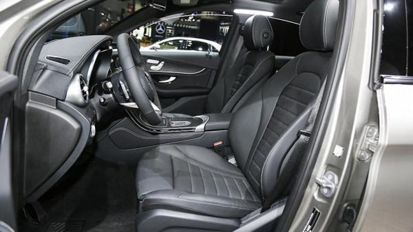 比寶馬X4頂配還要貴四萬多，賓士GLC轎跑新車值不值得買？