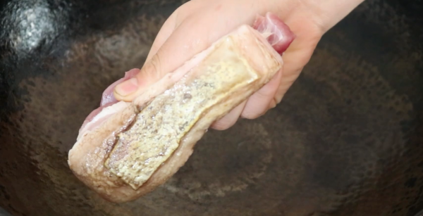 做回鍋肉,好多人第一步就錯了,大廚教你正確做法,簡單實用 做回鍋肉,好多人第一步就錯了,大廚教你正確做法,簡單實用