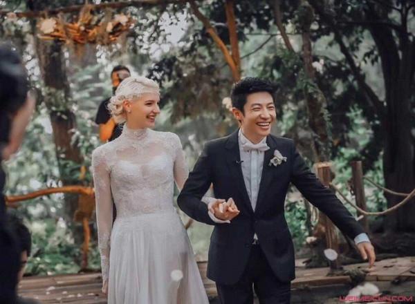 9位央視男神主持人，個個才華橫溢，康輝儒雅，撒貝南幽默