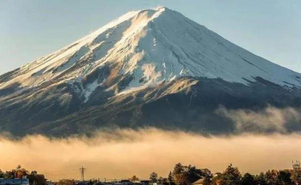 神奇的大自然之絕美山峰！世界最美十大山峰