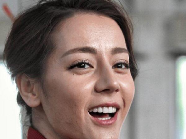 離開美顏和修圖的熱巴，無論是顏值還是身材都還是那麼的完美