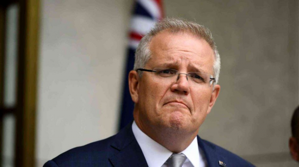 美部長反對無腦抨擊中國，卻遭全美網暴