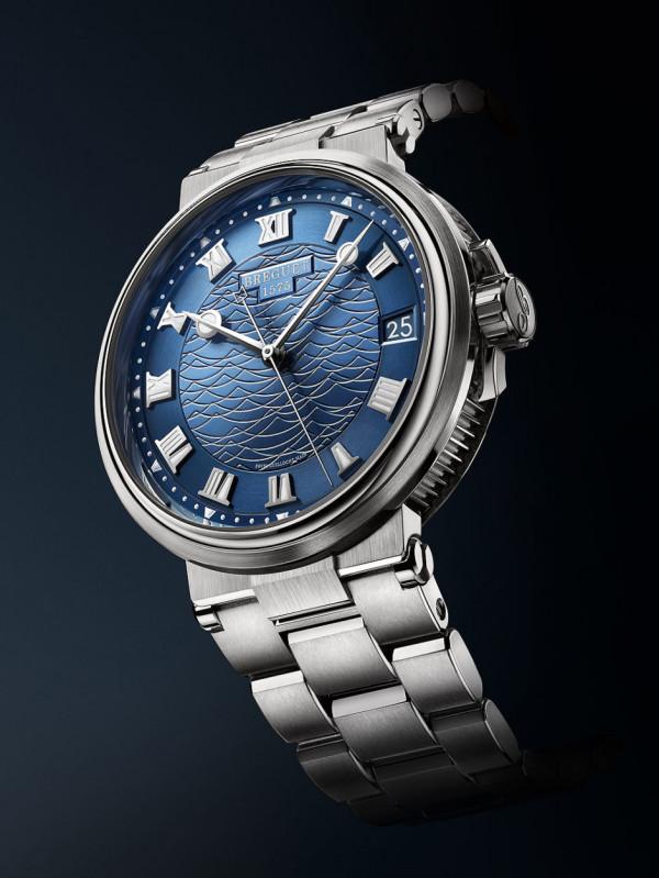 五款帶羅馬數字表盤的手錶