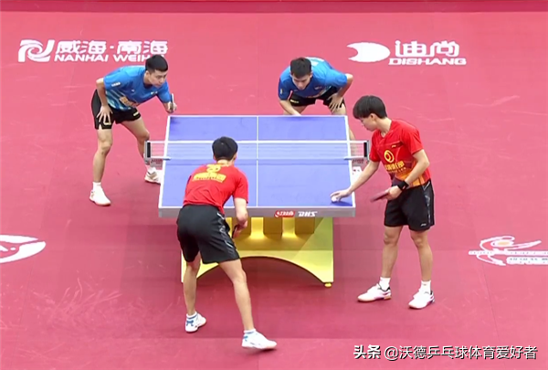 林高遠瘋狂嘶吼!帶隊3-2險勝世界冠軍+大黑馬,樊振東邊笑邊鼓掌 林高遠瘋狂嘶吼!帶隊3-2險勝世界冠軍+大黑馬,樊振東邊笑邊鼓掌