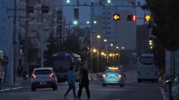 “時間從來不語，卻回答了所有的問題”