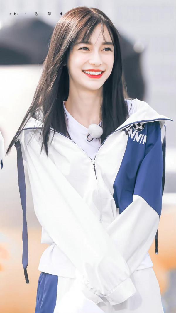 林一拿Angelababy照片做朋友圈封面,來感受一下美貌暴擊吧 林一拿Angelababy照片做朋友圈封面,來感受一下美貌暴擊吧