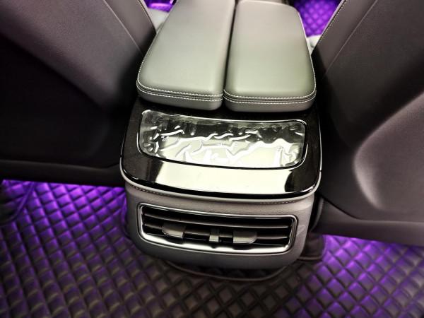 內飾三塊大屏 實拍極狐阿爾法T 空間是亮點 內飾三塊大屏 實拍極狐阿爾法T 空間是亮點