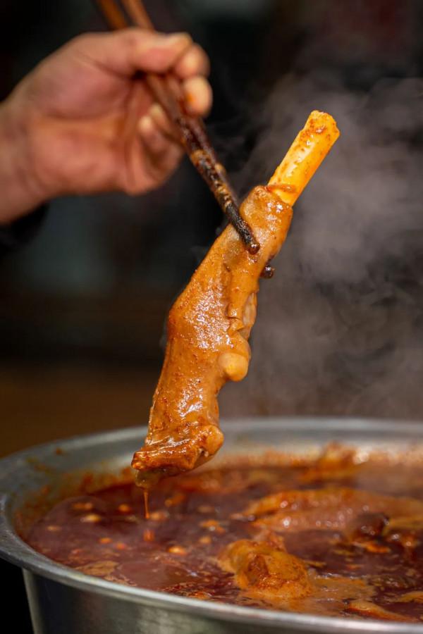 兩天一夜吃遍子長!這些令人慾罷不能的神店,帶10個胃才能走完 兩天一夜吃遍子長!這些令人慾罷不能的神店,帶10個胃才能走完