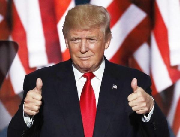 希拉里：年輕時清純甜美，把克林頓迷得團團轉，兩次求婚都被拒絕