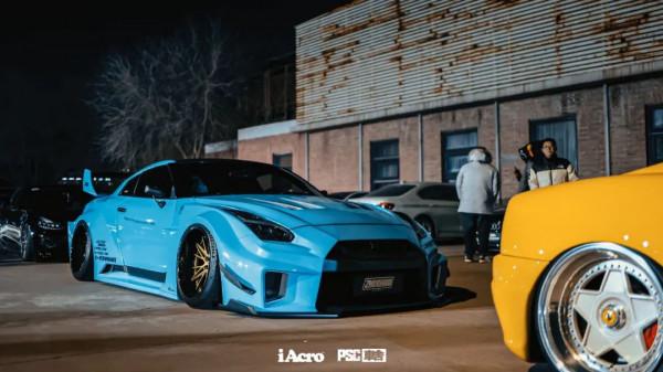 屬於iAcro的平安夜是什麼畫風？