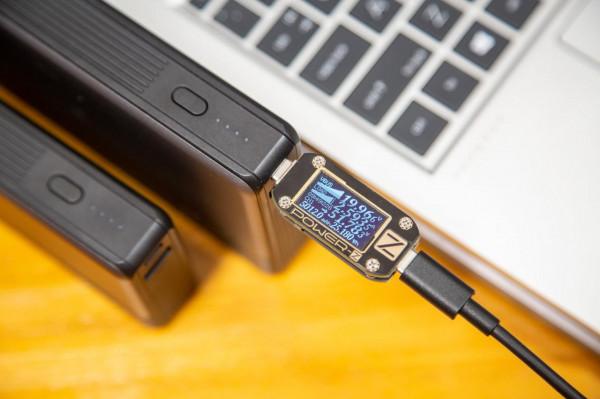 聊一款支援雙向65W快充的移動電源：AOHi 充電寶評測分享