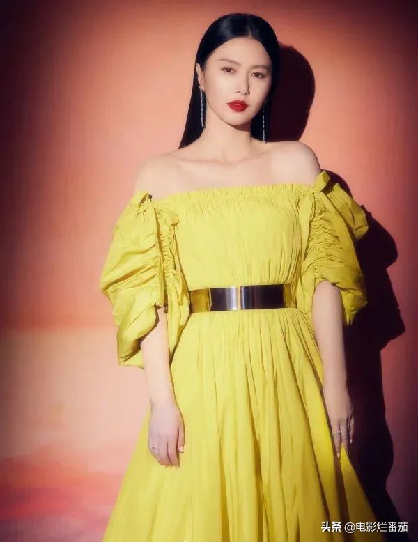 春晚時尚：馬凡舒驚豔登場，趙麗穎俏皮，鄧超被喊話代言海瀾之家