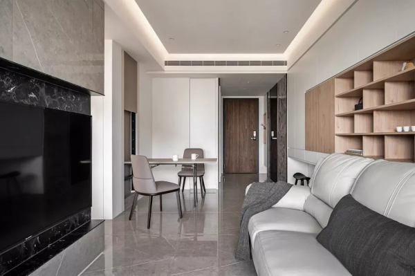 62㎡原木風兩室變三室，還有超多收納空間，三口人住得敞亮又自由