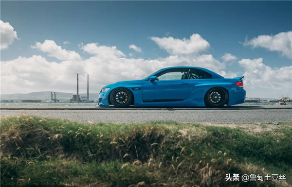 「轂銳馳」一臺融入了JDM元素的寶馬E93 335i 「轂銳馳」一臺融入了JDM元素的寶馬E93 335i