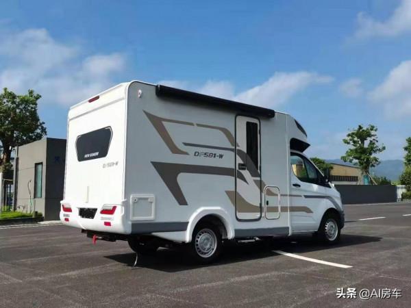 時尚經濟還好開的福特跨界旅行車！個性化設計，一家3口輕鬆生活