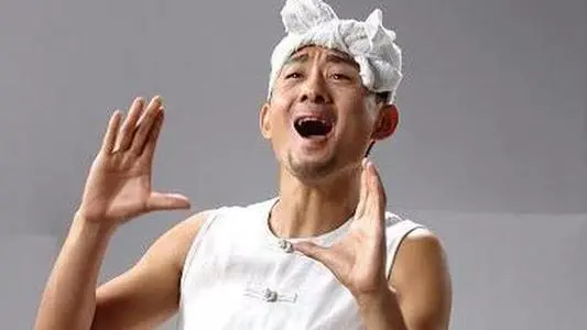 “放羊娃”阿寶：真實身份被揭穿，“草根歌王”的神話也就破滅了