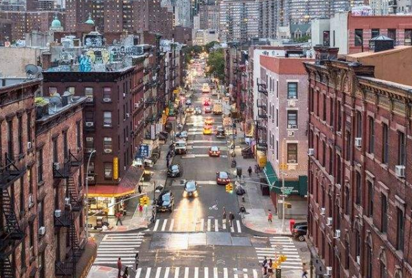 印度女外交官9年前在美國被捕細節：當眾戴上手銬，遭到全身搜查