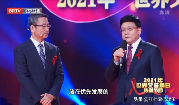 繼白巖松和敬一丹之後，剛強與王寧成為了央視專題晚會御用主持人