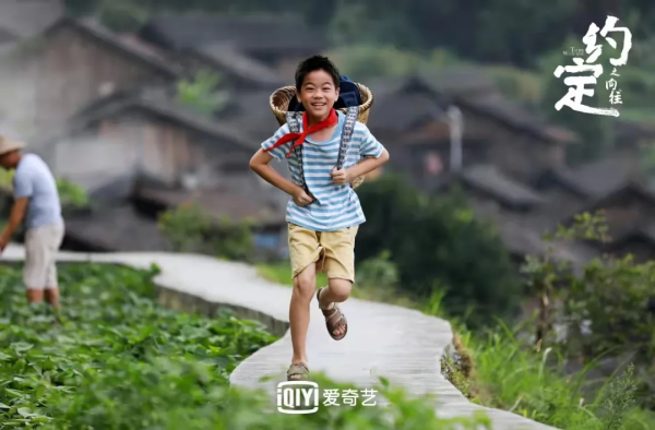 父親一句話讓人淚目?《生活萬歲》的煙火氣令人直呼:代入感太強 父親一句話讓人淚目?《生活萬歲》的煙火氣令人直呼:代入感太強