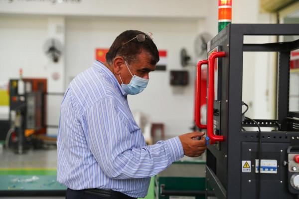 通訊：“這一切，都是為了埃及青年的未來”——探訪埃及艾因夏姆斯大學魯班工坊