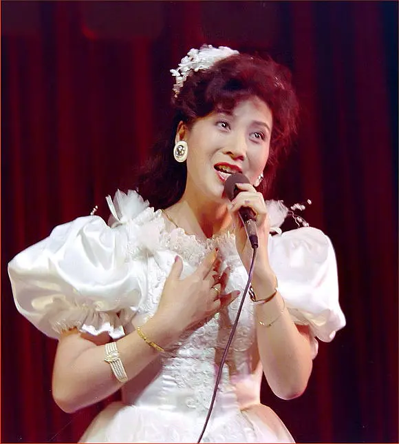 80年代當紅女星吳海燕，人稱“上影一枝花”，如今過得怎麼樣了？