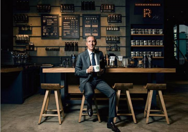 “星巴克之父”霍華德：住在廉租房，窮到賣血，最終建成咖啡帝國