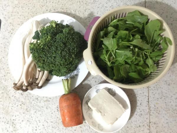 想做出那種讓產婦喝完還想喝的湯？得記住這幾個技巧，營養又鮮美