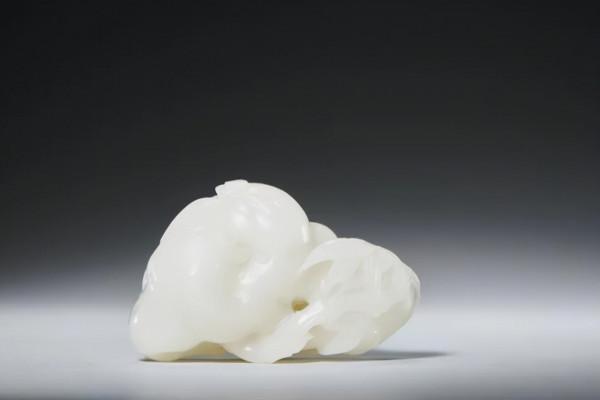 40餘件拍品亮相工藝美術專場,包含明清瓷器、玉器及當代藝術品 40餘件拍品亮相工藝美術專場,包含明清瓷器、玉器及當代藝術品