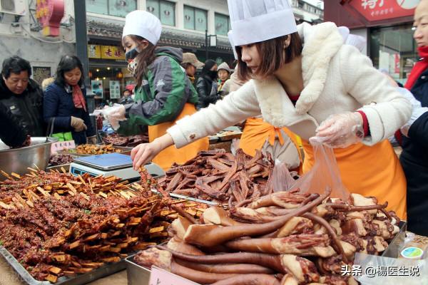 女子長期吃隔夜菜致重度貧血暈倒,提醒:這些剩菜再好也不要留 女子長期吃隔夜菜致重度貧血暈倒,提醒:這些剩菜再好也不要留