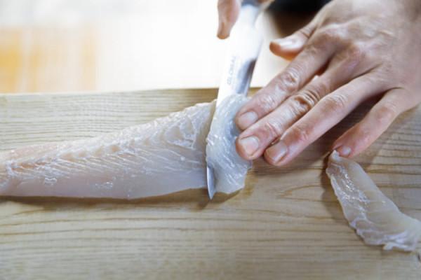 京都悠閒假日散步｜海鮮丼和生魚片的藝術，不同尋常的預約鮮魚店