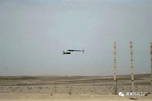 符合以色列國情的昂貴配置，埃坦裝甲車選擇艾裡遜4800SP變速箱