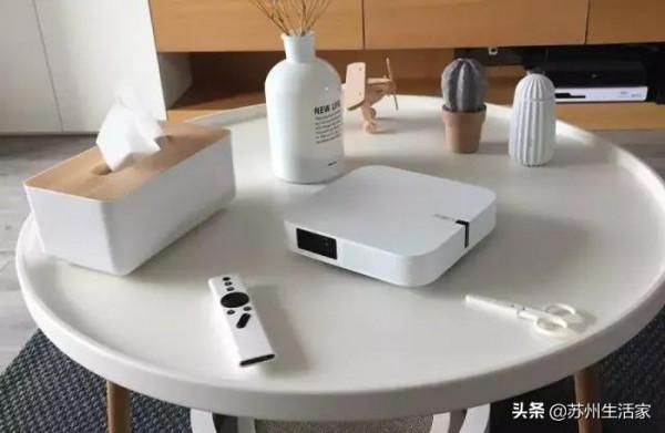 客廳不裝電視，有必要用投影儀替代嗎？