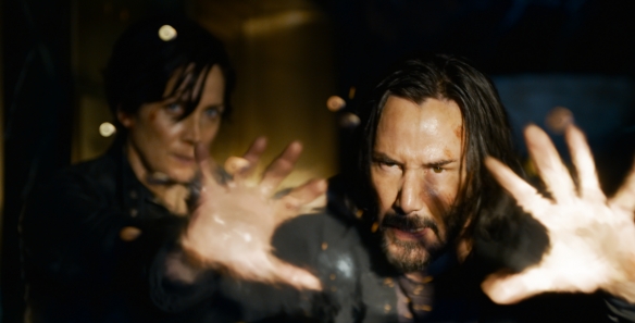 《駭客帝國4：矩陣重生》評級資訊正式公佈 定級R級