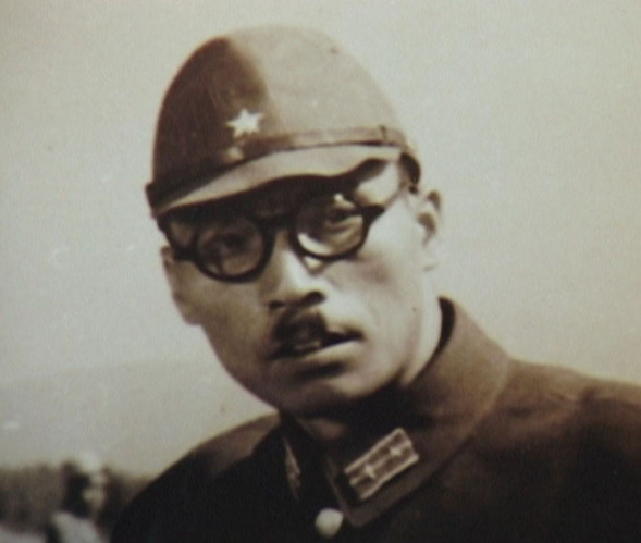 戲裡心狠手辣,戲外心地善良,這7位明星,顛覆認知 戲裡心狠手辣,戲外心地善良,這7位明星,顛覆認知