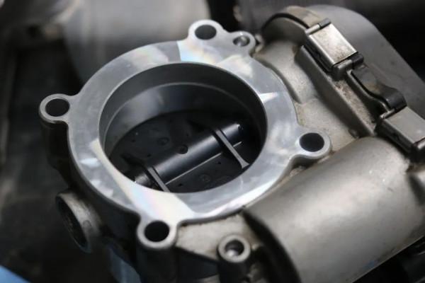 怪獸修車:翻新“車況慘烈”的奧迪A6C7,匠心施工,滿血復活 怪獸修車:翻新“車況慘烈”的奧迪A6C7,匠心施工,滿血復活