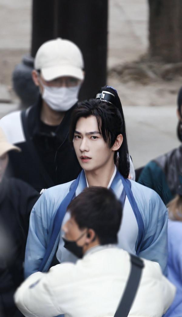 熬過了2021年的“古偶醜男潮”，2022年終於可以上岸狂歡了