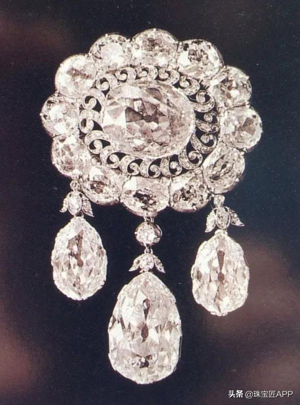 22歲喪子，英國王室覬覦她的珠寶，壕到閃瞎眼的俄國末代皇太后