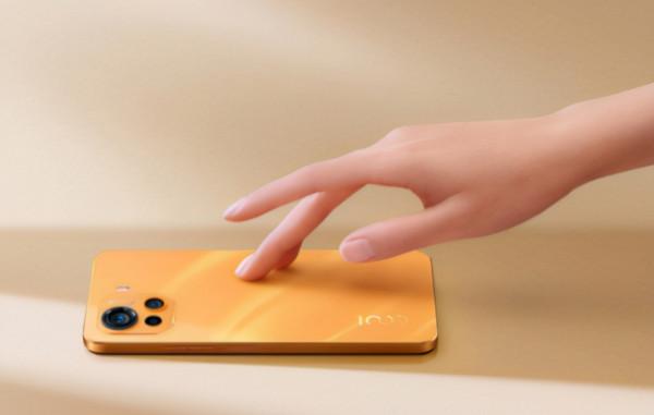 解析3大手機外觀材質！新版AG星空玻璃後蓋來了，還用塑膠機身？