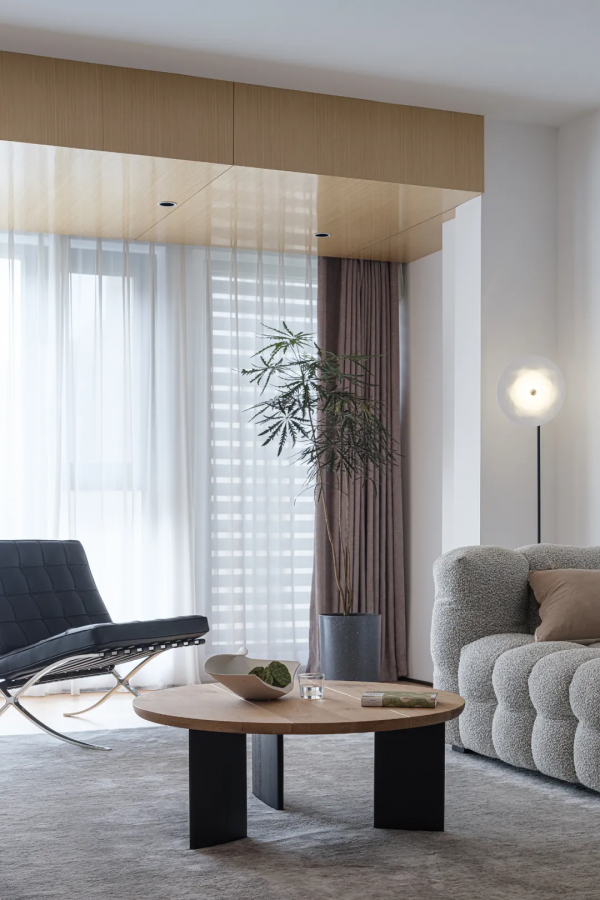 140㎡現代簡約風格新房裝修，臥室衣帽間愛了