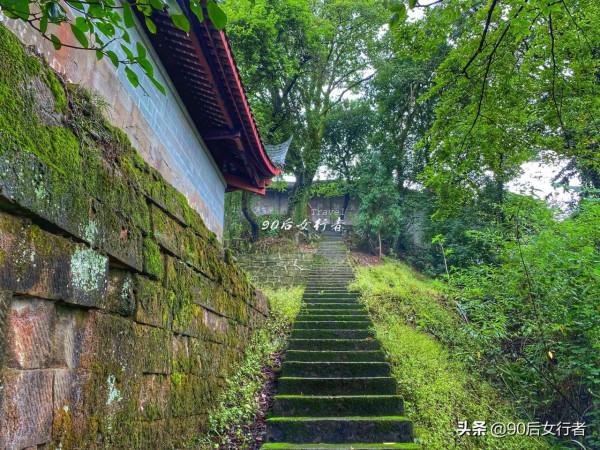 成都蒲江與眉山交界處有座道教仙山，歷史悠久古蹟眾多卻少有人知