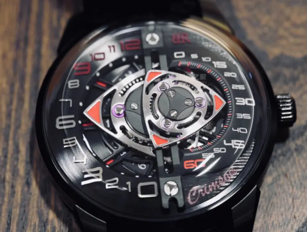 融入轉子發動機的手錶——貝倫斯